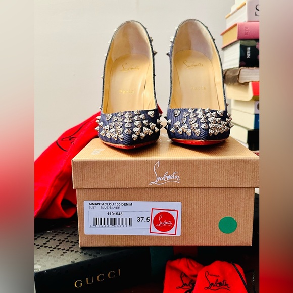 CHRISTIAN LOUBOUTIN Aimantaclou 100 Studded Denim Pumps - Picture 9 of 14